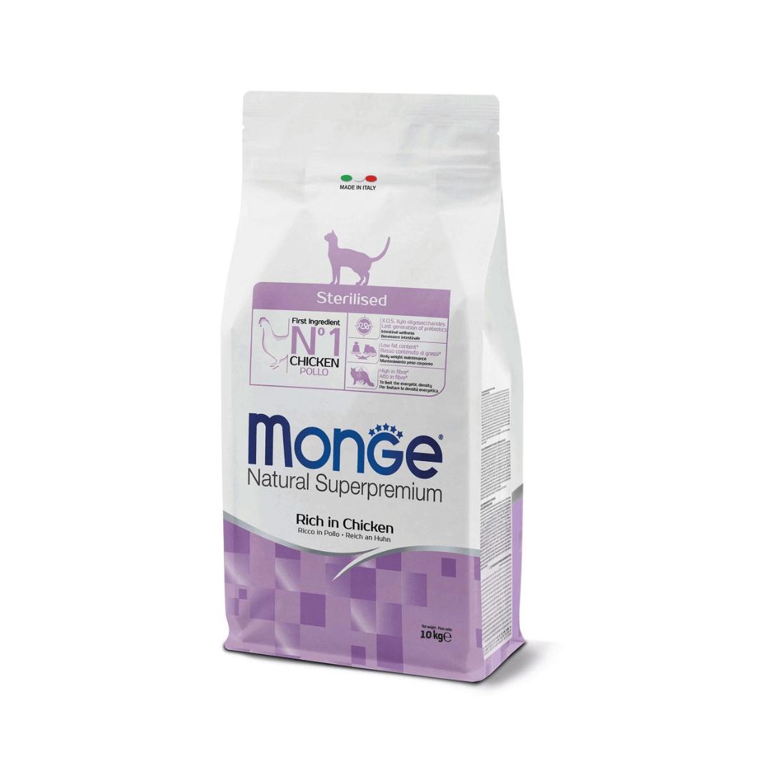 Monge Natural Superpremium Sterilised cu pui, 10 kg